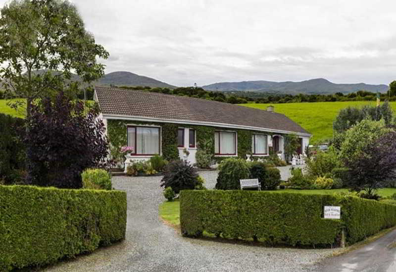 Bed & Breakfast River Meadows 3*